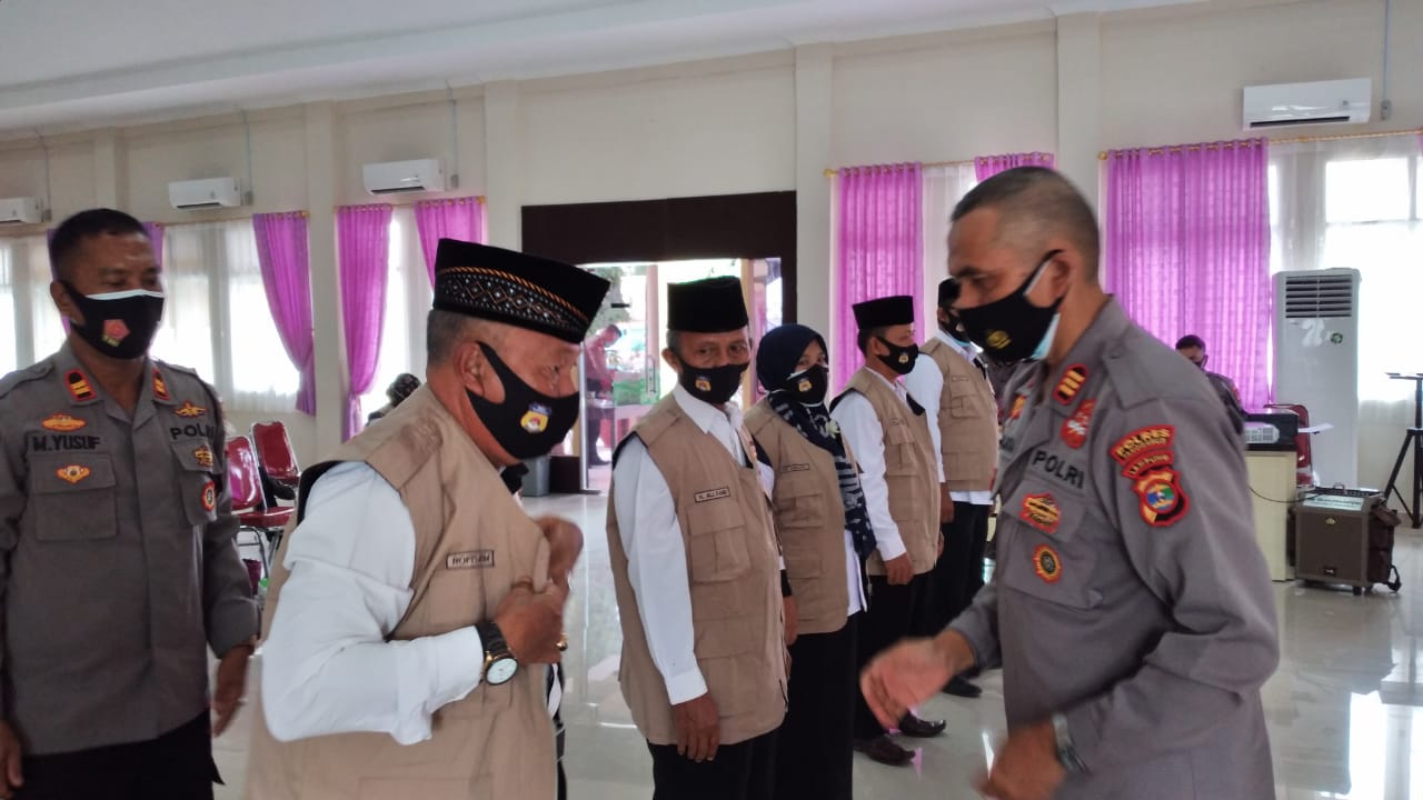Polres Tanggamus Bentuk dan Kukuhkan Dai Kamtibmas